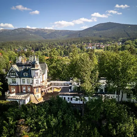 فندق Szrenicowy Dwor 3*